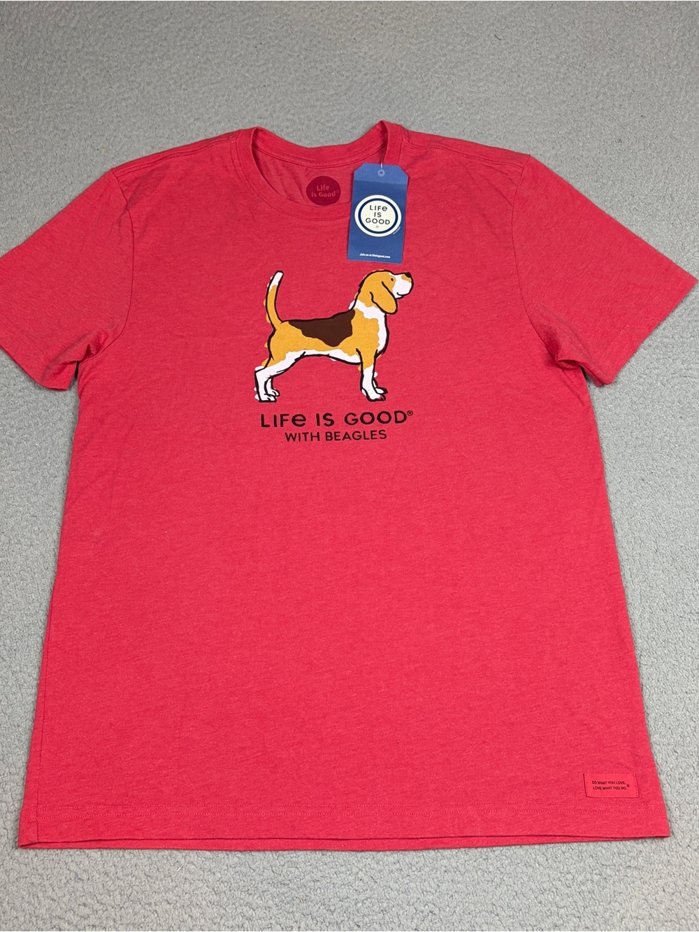 Life Is Good Shirt Men’s Medium Red Graphic Tee with Beagle Illustration NWT